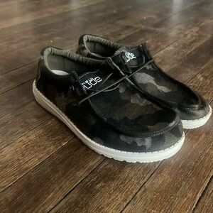 Youth Camo Hey dudes